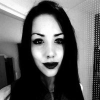 Esther Aquilina的照片