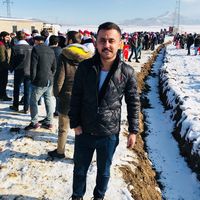 Mesut Bozay的照片