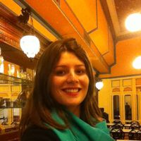 Larissa Massuia's Photo