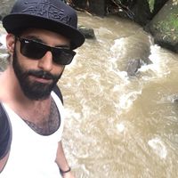 Khalid  Emam的照片