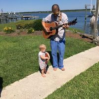 Chevis Kerr的照片