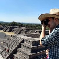 Renato Ronzon Tirado's Photo