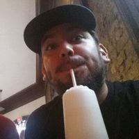 oscar medina的照片