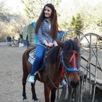 Zeynepp Akçayy's Photo