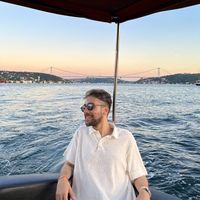 Ömer Berk Yüksel的照片