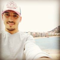 Younes Charroud的照片