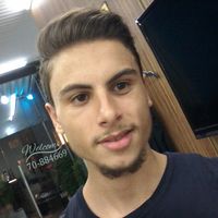 Ali Haffoudah的照片