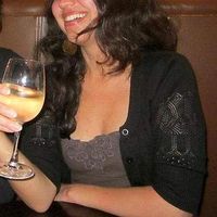 ozge Karakus的照片