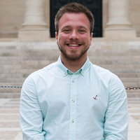 Oguz Uyguner的照片