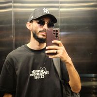 Youssef Omri的照片