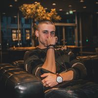 Michal Sestak的照片