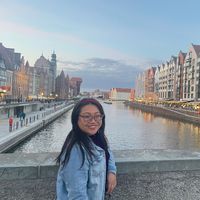 Christine Le的照片