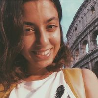 Selen DUYGU的照片