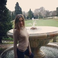 Elena Luckyenko的照片