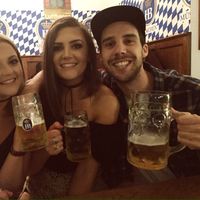 Victoria Angus的照片