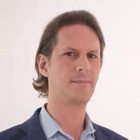 László Tóth的照片