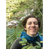 Melih Emre Ertan的照片