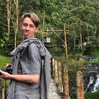 Nick Podratz的照片