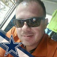 Derek Bosquez的照片