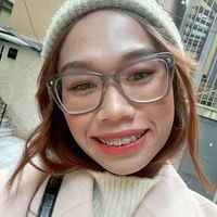 Fotos von Damai Yunisyah