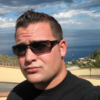 James Vanzella的照片