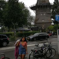 Firsty Andreati的照片