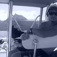 JULIAN SANTA's Photo