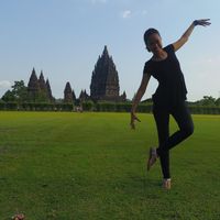 Fotos de Nurani Putri