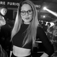 Carla Aguirre的照片