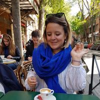 Marine Saint Macary的照片