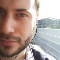 Aleksander Kocovski的照片