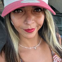 Mia Torales的照片