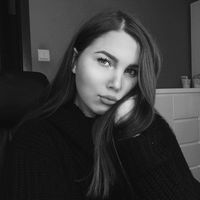 Daria Olivia's Photo