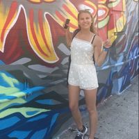 Nina Schwien的照片