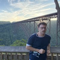 Luke Polihrom的照片