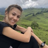 Julia  Vasconcelos Guerra的照片