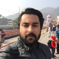 Suraj Kohli的照片