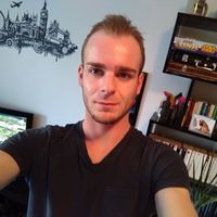 Maxence VAN DYCK的照片