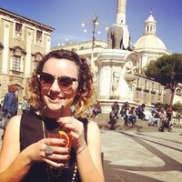 Emily Cross的照片