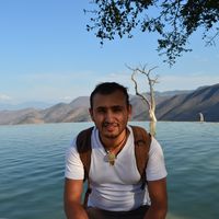 Julian Triana的照片