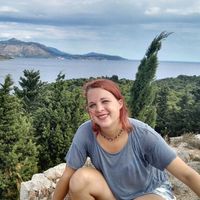 Anna Chatelion Counet's Photo