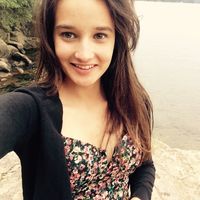 simla ercan的照片