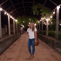 Miranda  Lee的照片