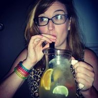 Rebecca McBride的照片