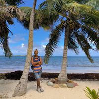 Photos de Elvis Varela George