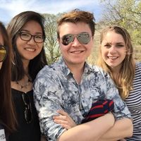 Taylor Mitchell的照片