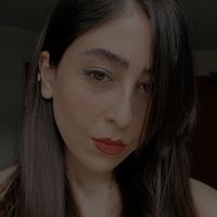 Fotos de Parna Hosseini