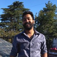 Rahul Thakur的照片