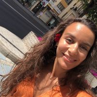 Fotos von Yasmine Ait Attaleb