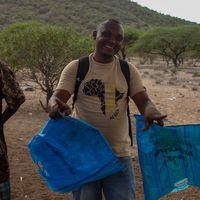 Cosmas John的照片